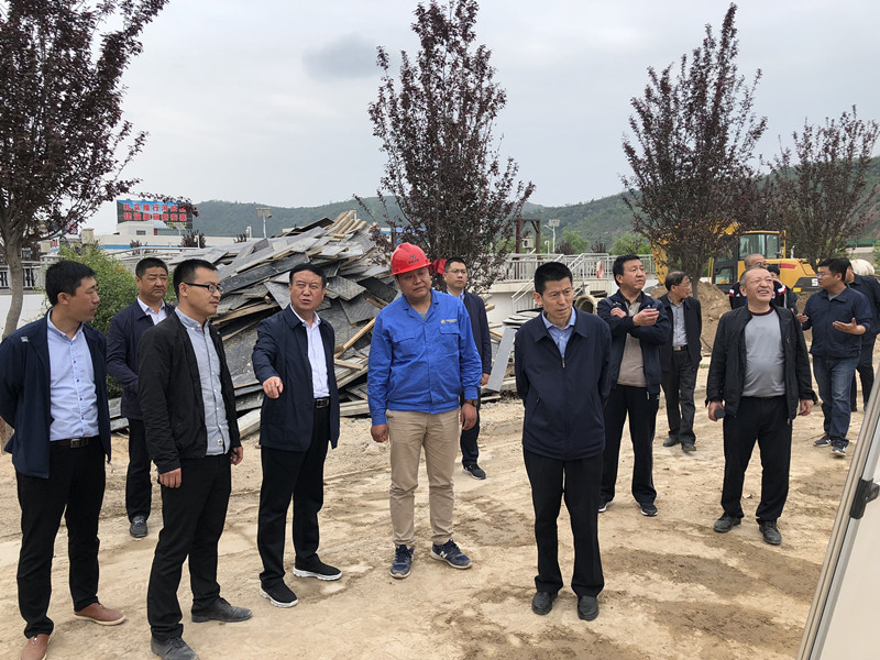 政协副主席申延生视察安塞区二污处置厂提标刷新工程项目_副本.jpg